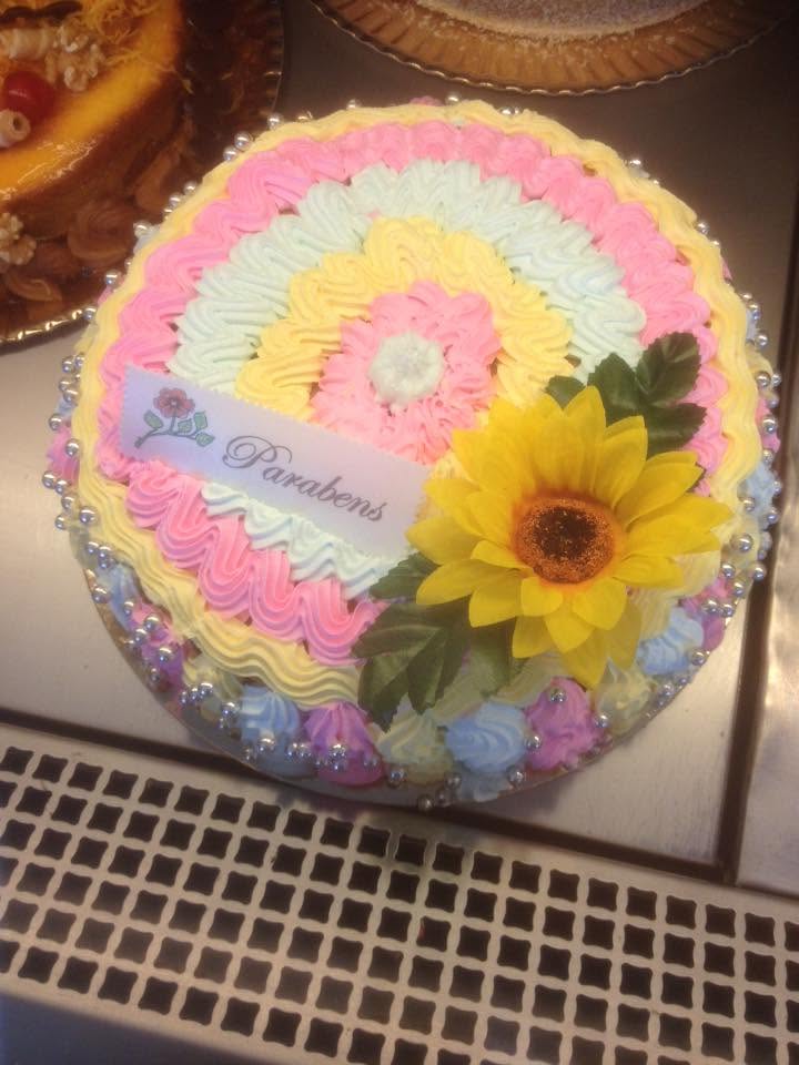 Bolo personalizado da Padaria São Jorge